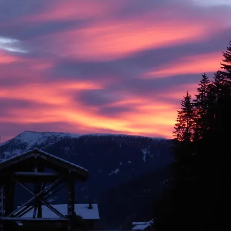 Residenz Lägenhetshotell Innervillgraten