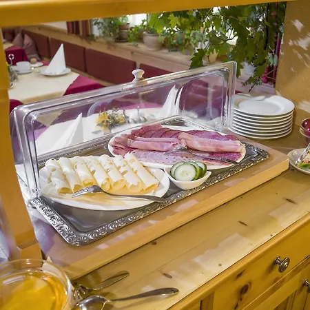 Residenz Aparthotel 3*